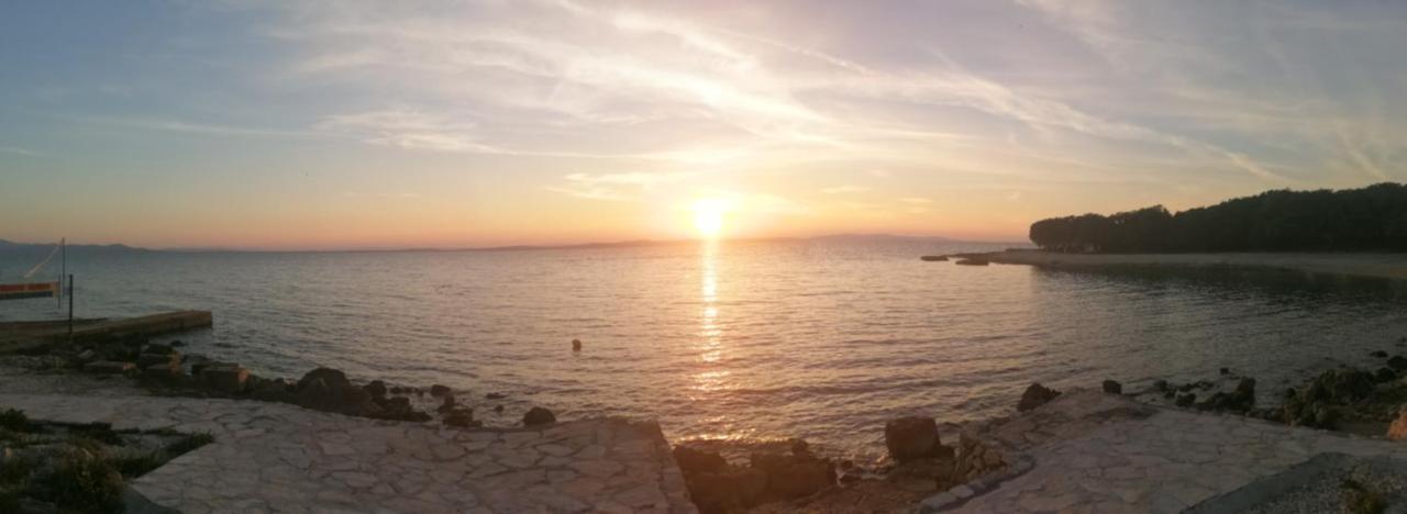 Apartmani Astrado Petrcane Buitenkant foto