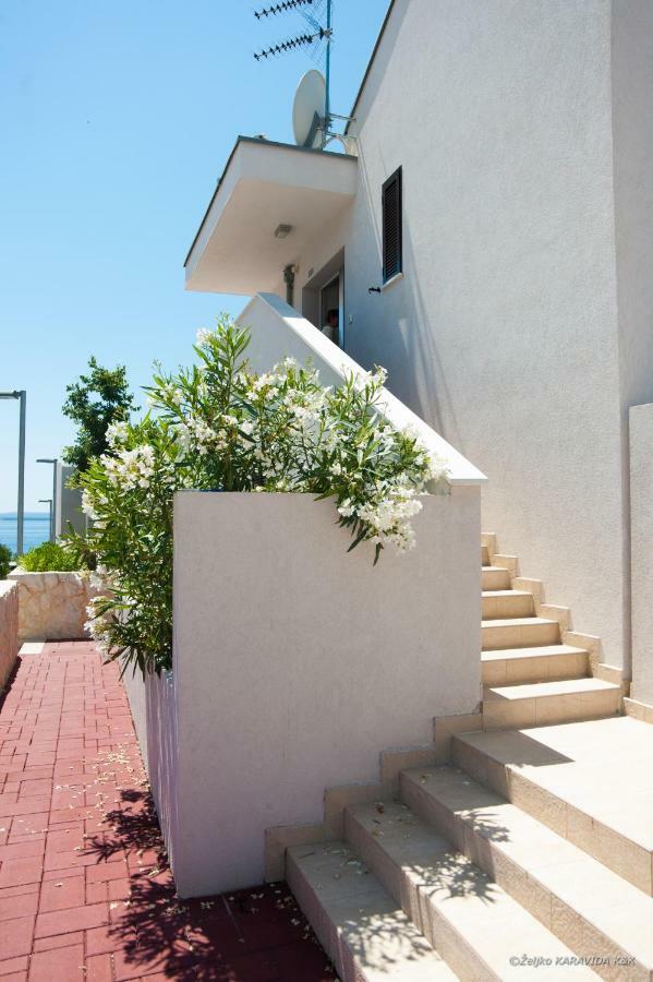 Apartmani Astrado Petrcane Buitenkant foto